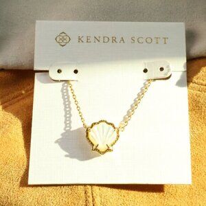 Kendra Scott - Brynne Shell Ivory Mother-of-Pearl Gold Necklace